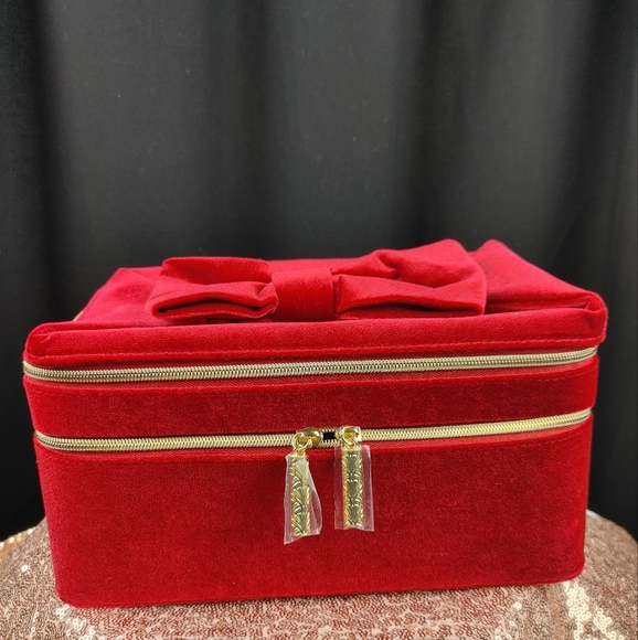 Estee Lauder Double Layer Makeup Train Case - Picture 4 of 7